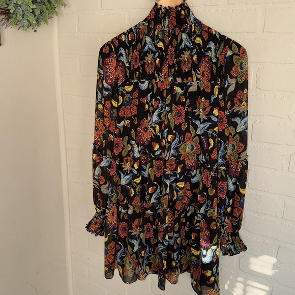 Cinq a sept dress Floral Patterned Long Sleeve smocked mock neck size 2 lined - Picture 7 of 8